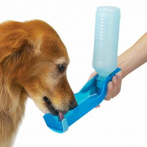 Dog Or Cat Drinking Device For Traveling